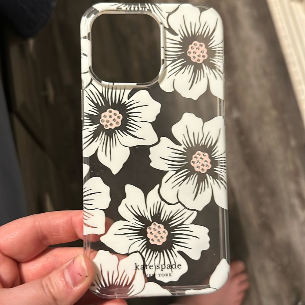 Kate spade iPhone 14 Pro Max case